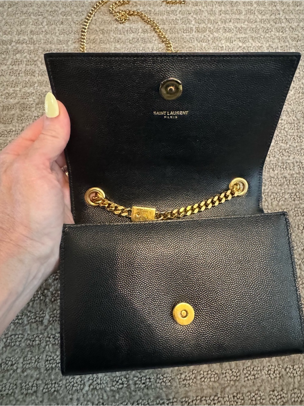 Saint Laurent Black Leather Wallet-On-Chain with Gold YSL Logo - Picture 4 of 10